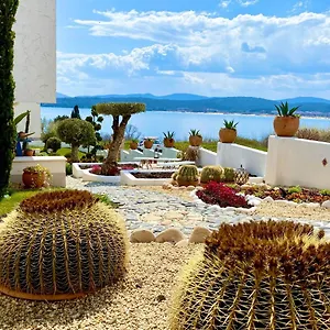 3* Apartahotel Casa De Oro